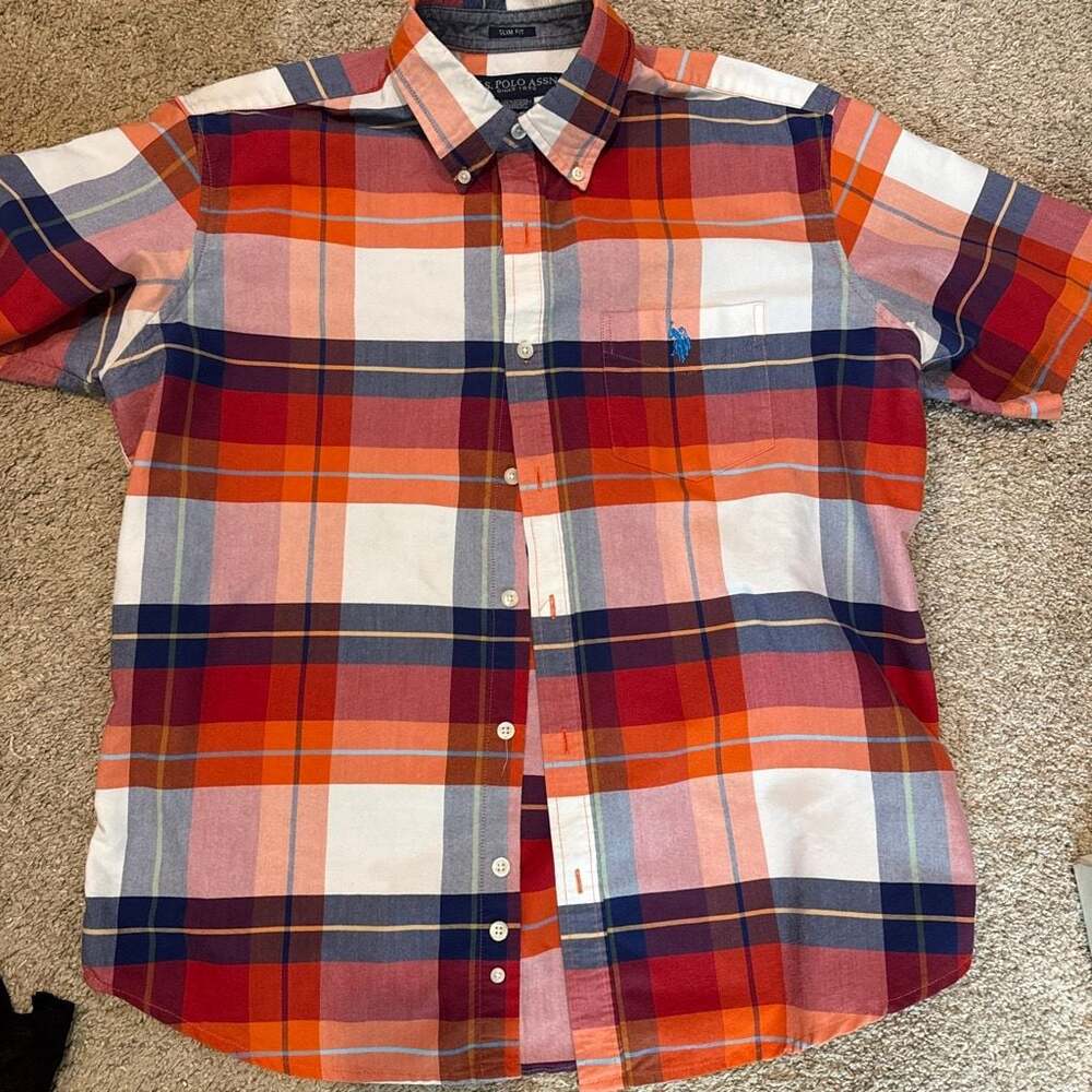 U.S. Polo Assn. Men's Slim Fit Short Sleeve Plaid Button-Down Shirt Size L